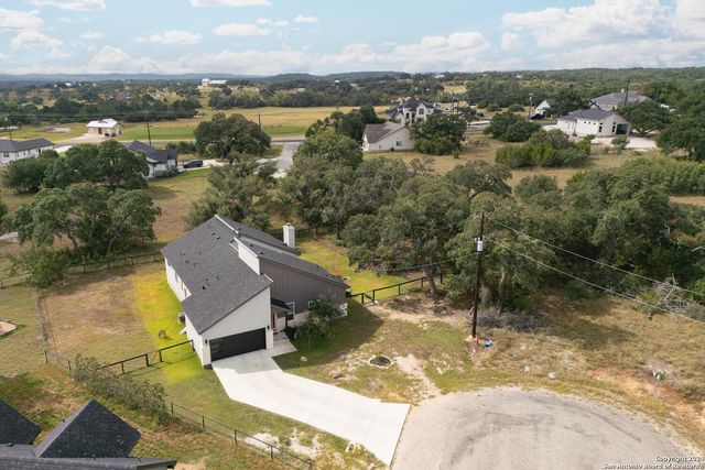 103 Hans Bell, Blanco, TX 78606