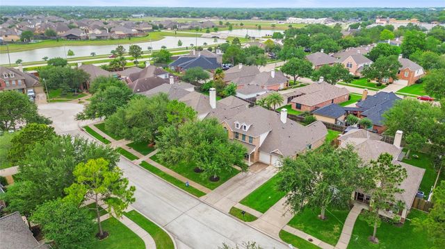 6166 Blackburn Court, League City, TX 77573
