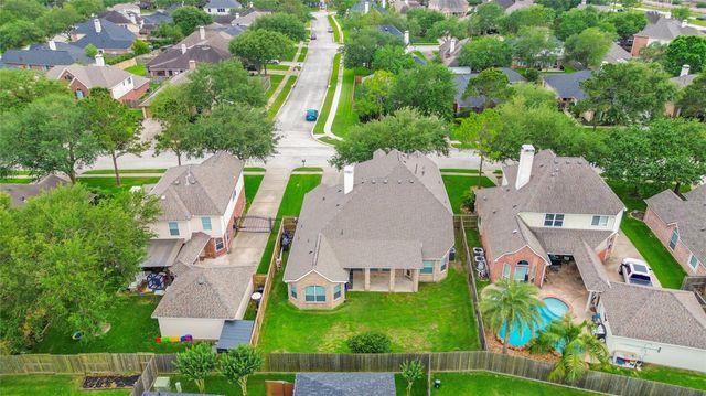 6166 Blackburn Court, League City, TX 77573