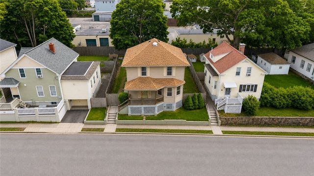 17 Woodward Avenue, East Providence, RI 02914