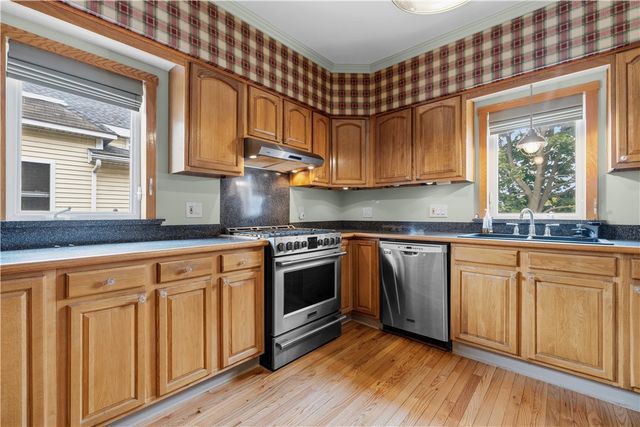 17 Woodward Avenue, East Providence, RI 02914