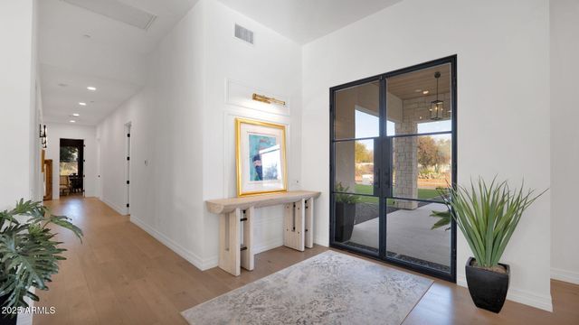 11842 N Miller Road, Scottsdale, AZ 85260