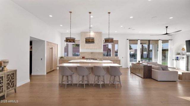 11842 N Miller Road, Scottsdale, AZ 85260