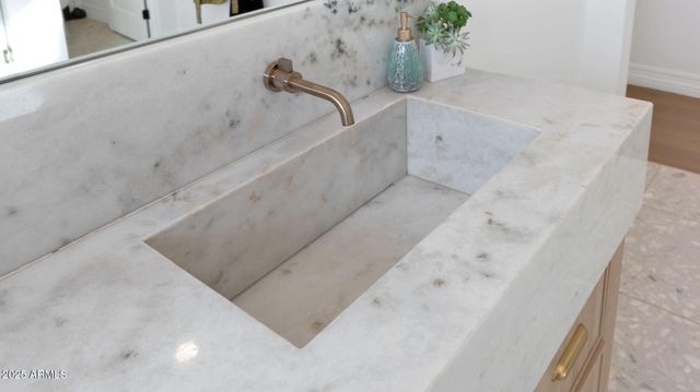 11842 N Miller Road, Scottsdale, AZ 85260