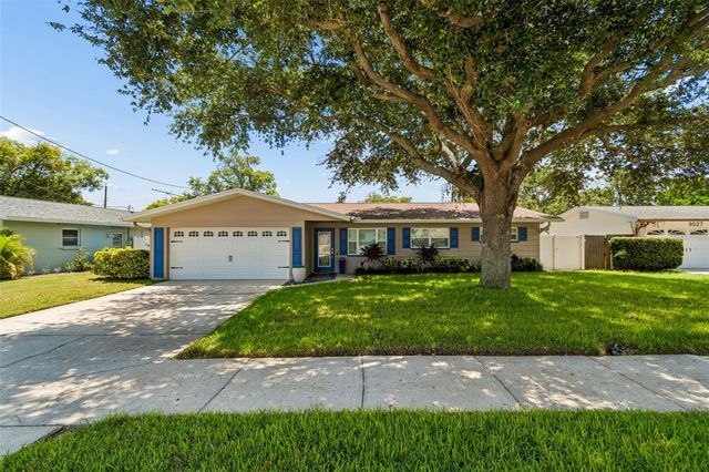 9045 RIDGE ROAD, Seminole, FL 33772