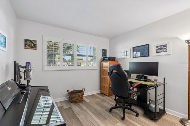 9045 RIDGE ROAD, Seminole, FL 33772