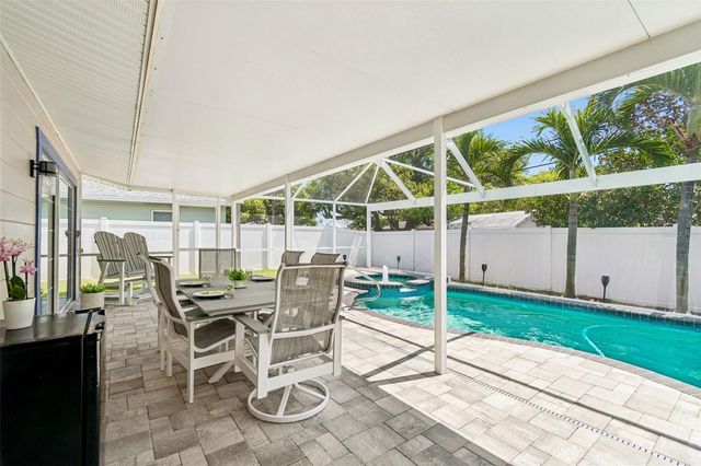 9045 RIDGE ROAD, Seminole, FL 33772