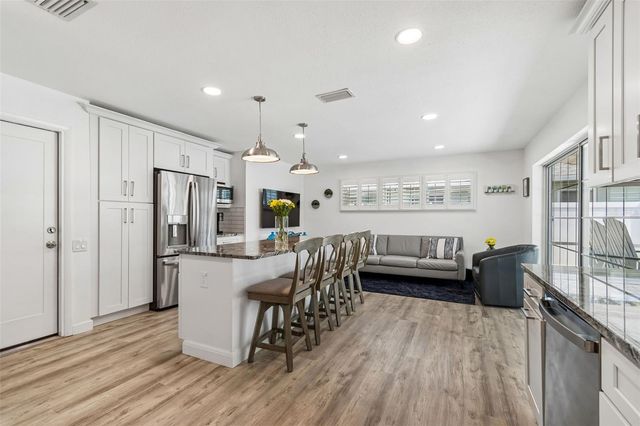 9045 RIDGE ROAD, Seminole, FL 33772
