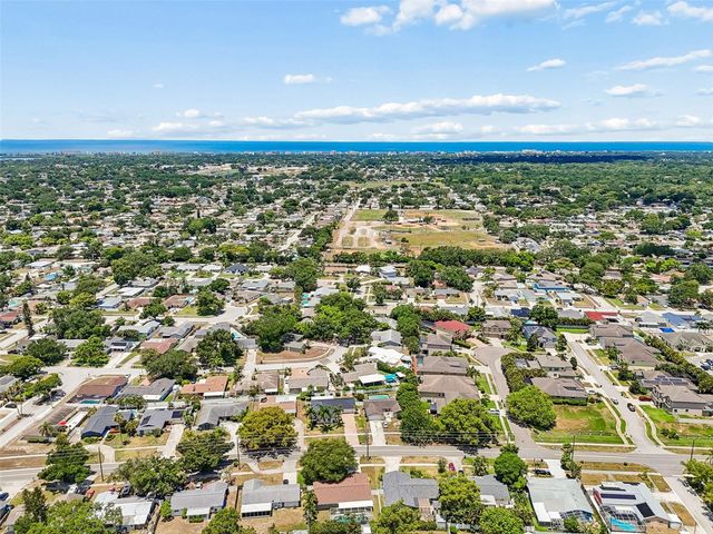 9045 RIDGE ROAD, Seminole, FL 33772