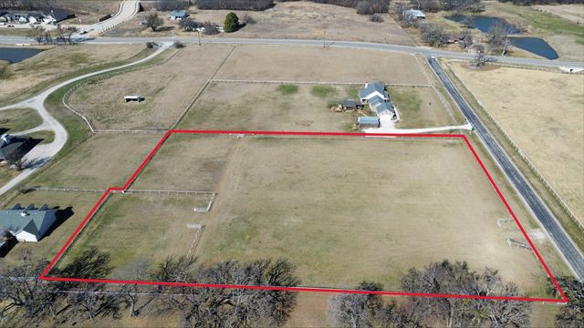 6250 Mcnatt Road, Aubrey, TX 76227