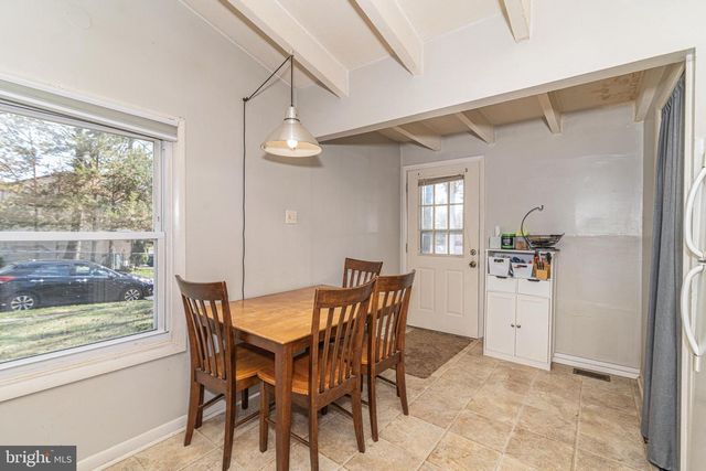 105 COUNTY AVE, Maple Shade, NJ 08052