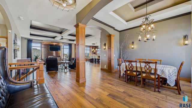 1201 S Montpelier Ave Avenue, Sioux Falls, SD 57106