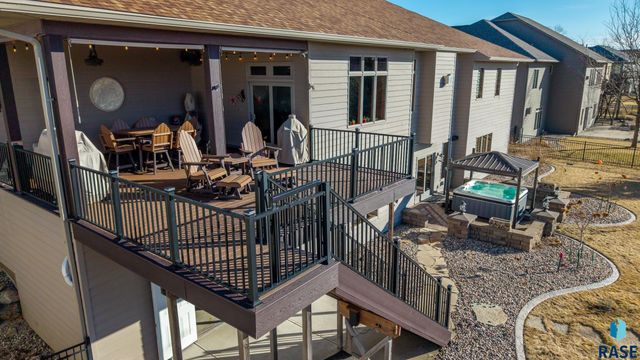 1201 S Montpelier Ave Avenue, Sioux Falls, SD 57106