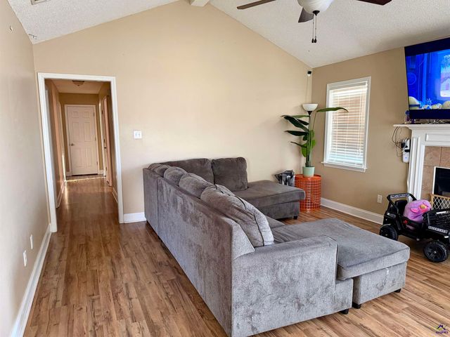 212 Wynfield Lane, Bonaire, GA 31005