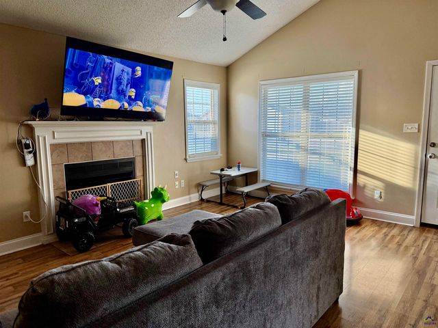 212 Wynfield Lane, Bonaire, GA 31005