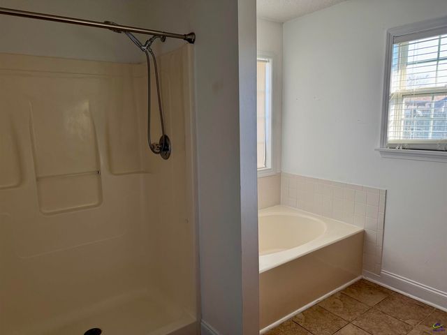 212 Wynfield Lane, Bonaire, GA 31005