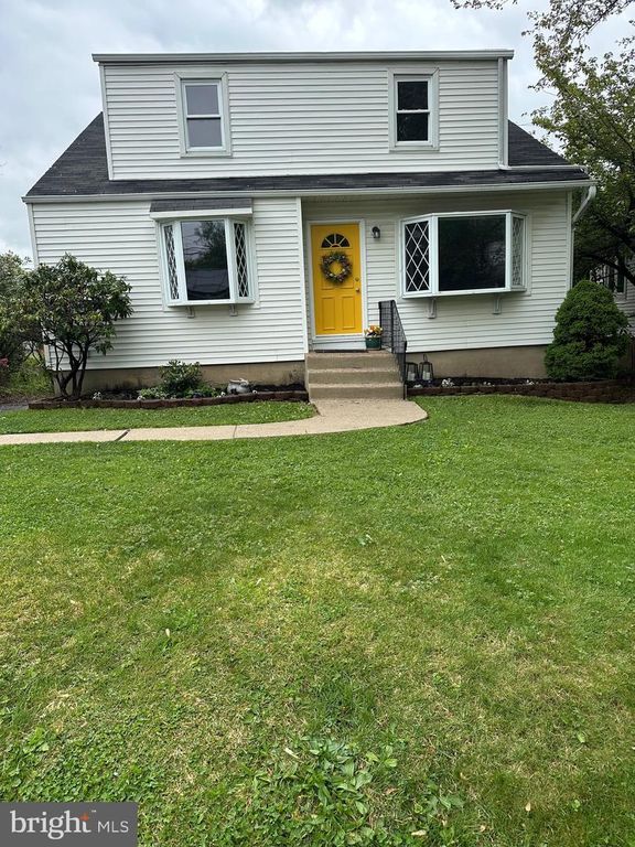 1809 LUKENS AVE, Willow Grove, PA 19090