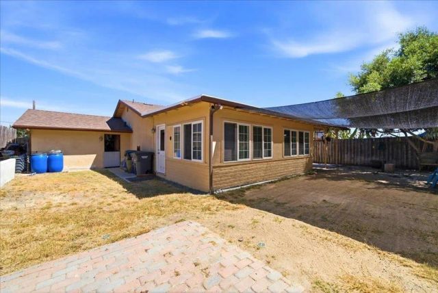 1634 Rush Avenue, Vista, CA 92084