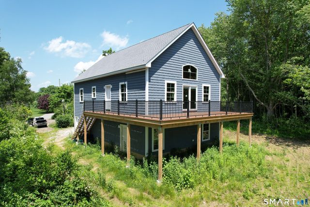 7 Larson Street, Waterford, CT 06385