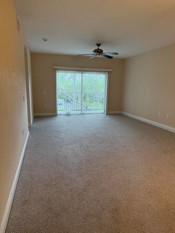 4723 LUCERNE LAKES Boulevard E 633, Lake Worth, FL 33467