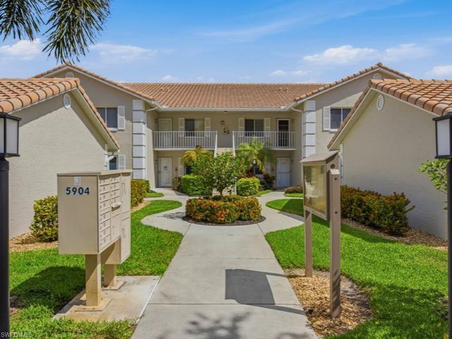 5904 Cranbrook WAY J204, Naples, FL 34112