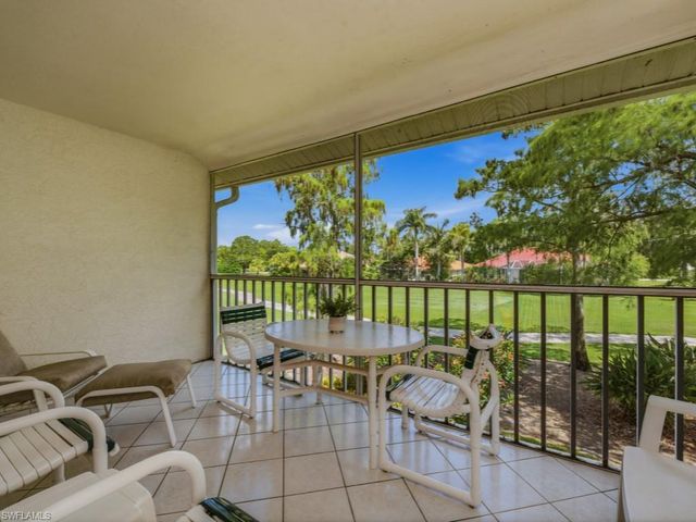 5904 Cranbrook WAY J204, Naples, FL 34112