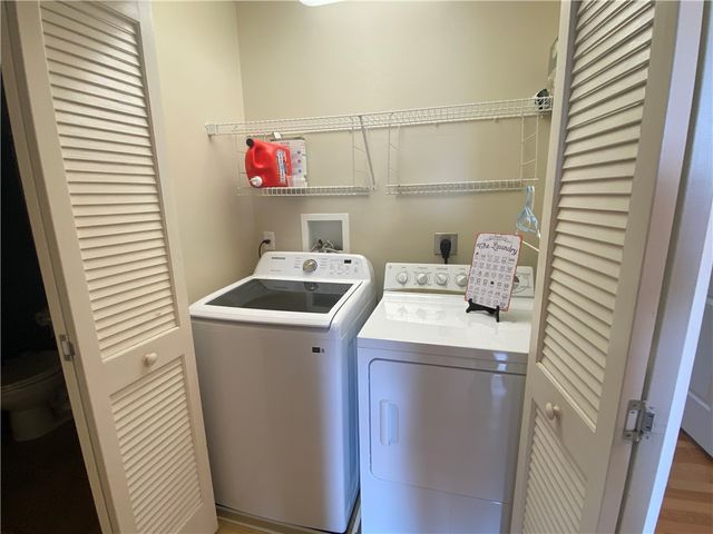 1507 Michael Dr 113-D, Baldwin Boro, PA 15227