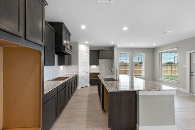 2942 Belle Tree Lane, Katy, TX 77493