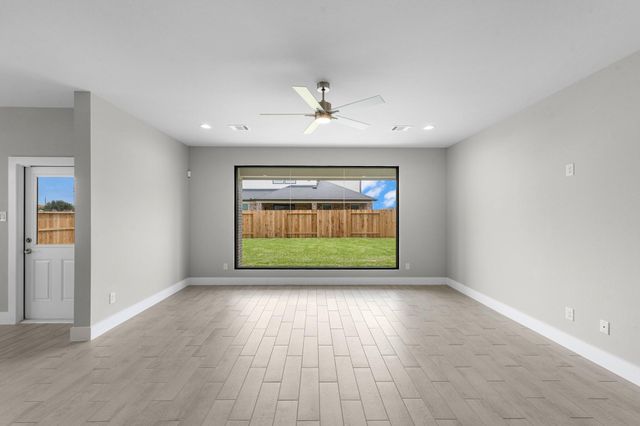 2942 Belle Tree Lane, Katy, TX 77493