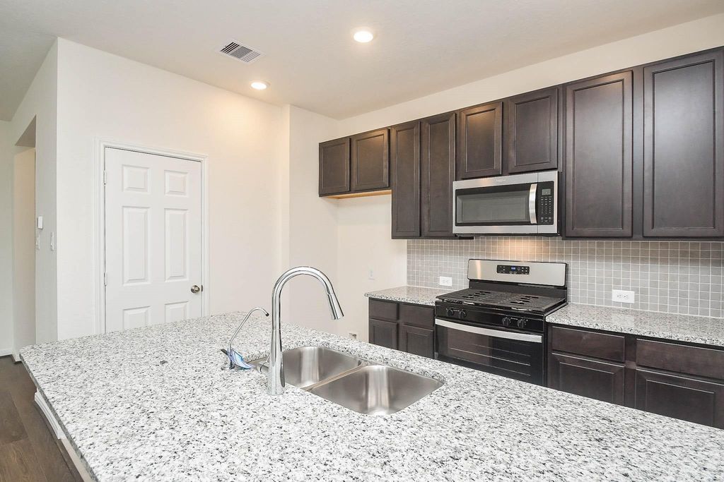25230 Benroe Street, Katy, TX 77493