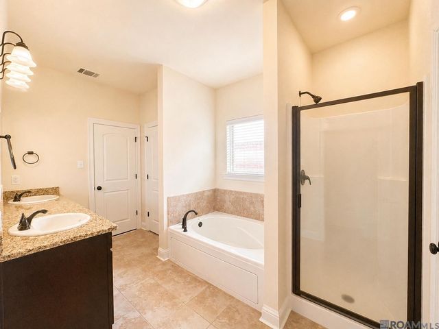 1337 Cedar Trail Ave, Zachary, LA 70791