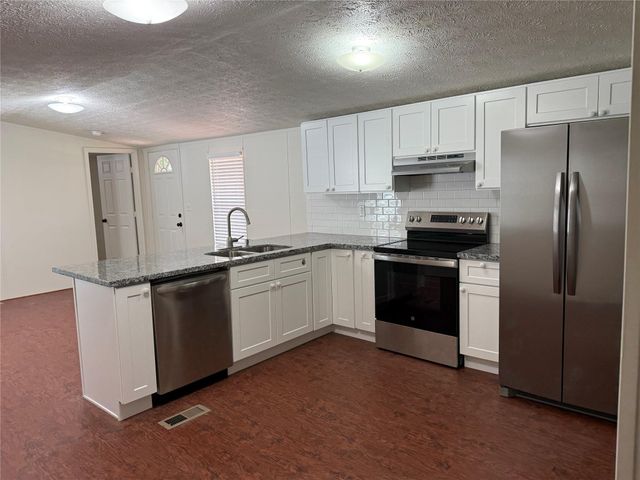 4429 16th Street, Bacliff, TX 77518