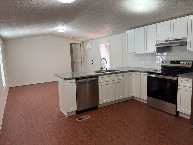 4429 16th Street, Bacliff, TX 77518