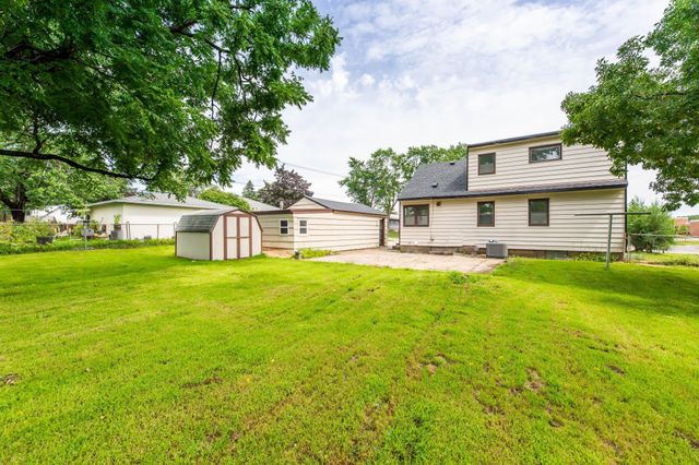 2454 Long Lake Road, New Brighton, MN 55112