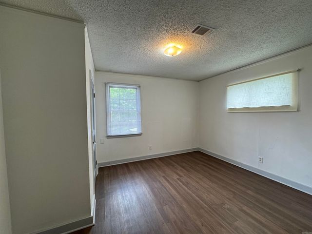 500 W 17th Street, North Little Rock, AR 72114