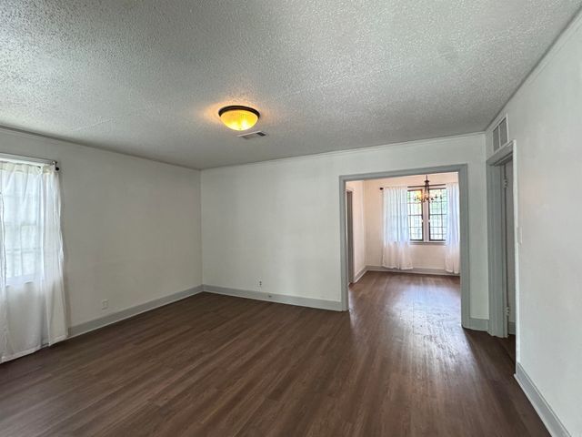 500 W 17th Street, North Little Rock, AR 72114