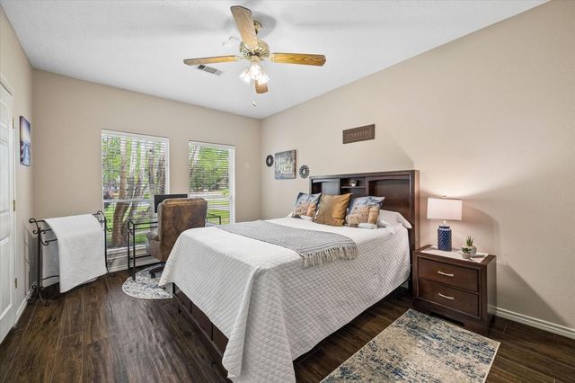 502 Monitor Park, Conroe, TX 77302