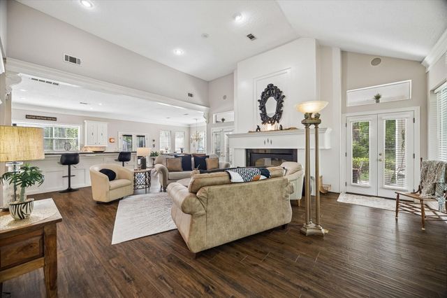 502 Monitor Park, Conroe, TX 77302