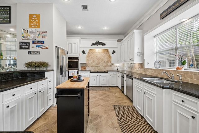 502 Monitor Park, Conroe, TX 77302