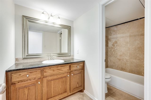 407 Josephine Street, Dallas, TX 75246