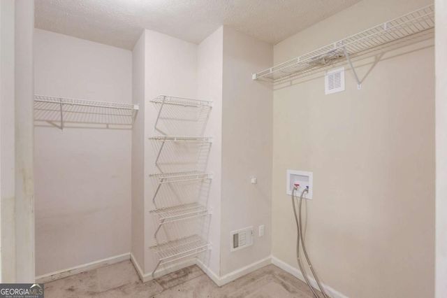 885 Long Branch Circle, Sugar Hill, GA 30518