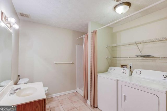 885 Long Branch Circle, Sugar Hill, GA 30518