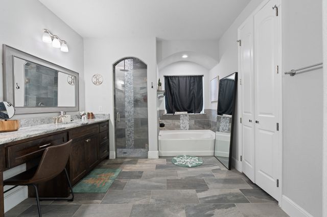 6033 Berry Ridge Lane, Joshua, TX 76058