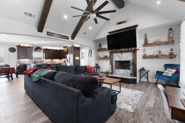 6033 Berry Ridge Lane, Joshua, TX 76058