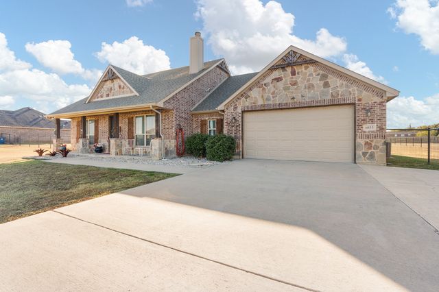 6033 Berry Ridge Lane, Joshua, TX 76058