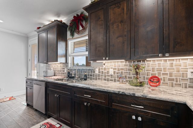 6033 Berry Ridge Lane, Joshua, TX 76058