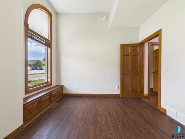 509 S Horizon Cir Circle, Sioux Falls, SD 57106