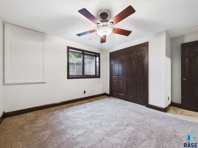 509 S Horizon Cir Circle, Sioux Falls, SD 57106