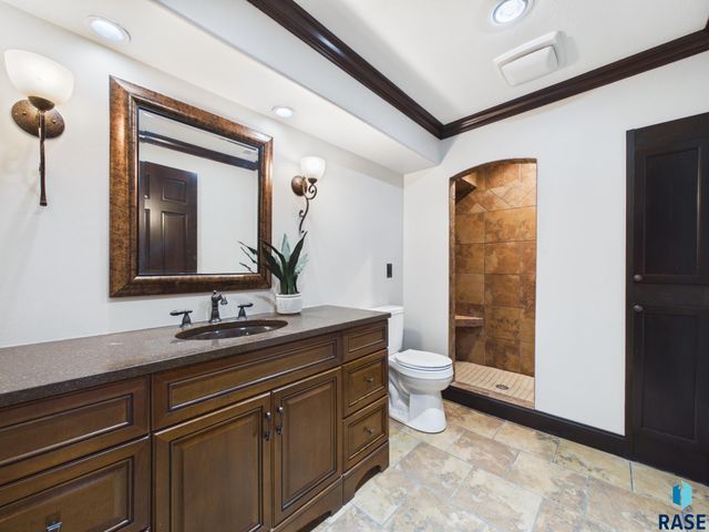 509 S Horizon Cir Circle, Sioux Falls, SD 57106
