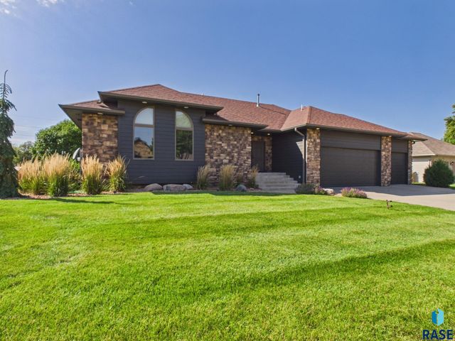 509 S Horizon Cir Circle, Sioux Falls, SD 57106